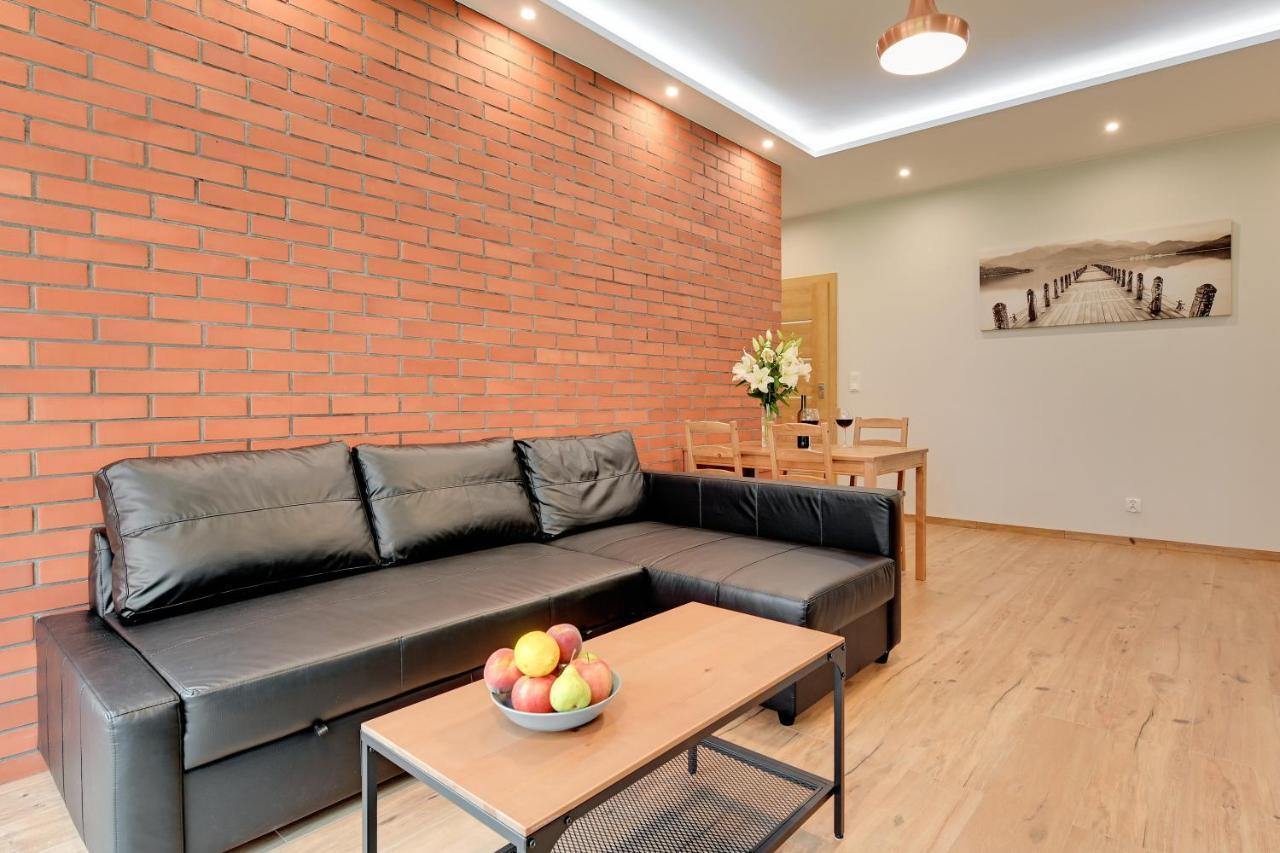 Central Apartment - Free Private Parking Гданьск Экстерьер фото
